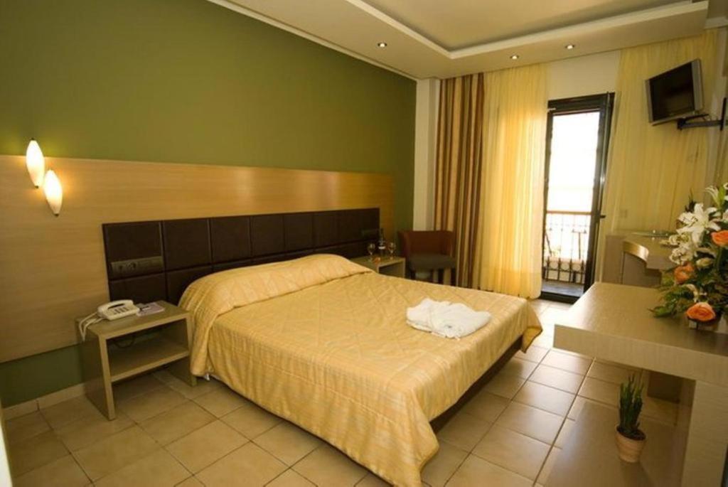 Hotel Aeolis