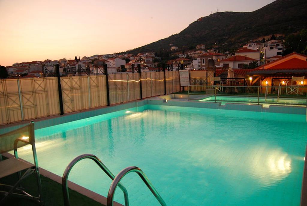Hotel Aeolis 3*